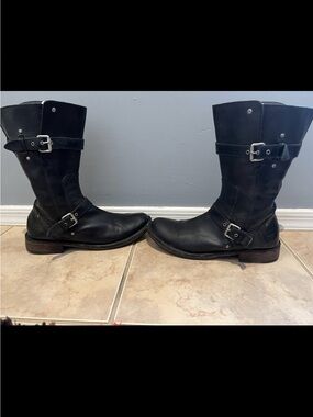 UGG Men's Black Leather Harness Boots with Buckle Details